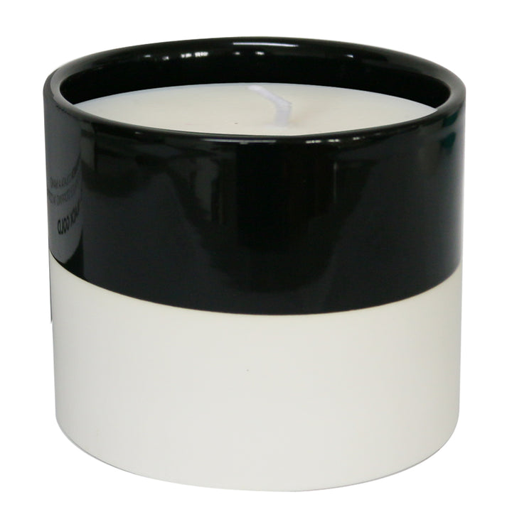 BLACK/WHITE Ceramic Candle with Oud - Black Gold scent